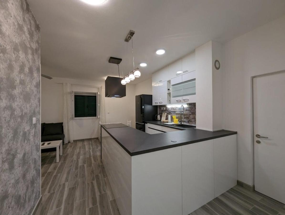 Apartamento Apartman Bonaca Šibenik Exterior foto