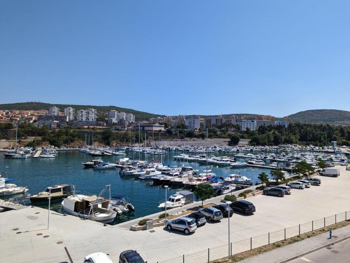 Apartamento Apartman Bonaca Šibenik Exterior foto